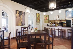 thumbnail: Bar (on property)