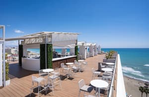 thumbnail: Bar (on property)