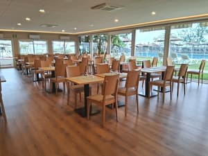 thumbnail: Restaurant