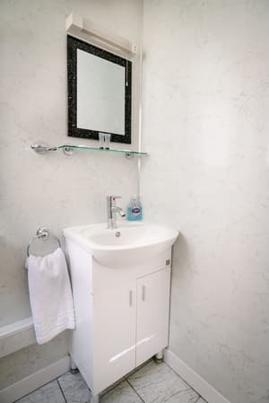 thumbnail: Bathroom