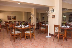 thumbnail: Bar (on property)