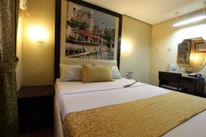 thumbnail: Room