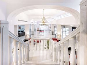 thumbnail: Reception