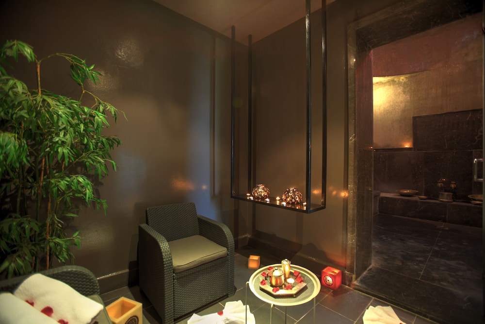 Steam room