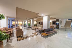 thumbnail: Reception