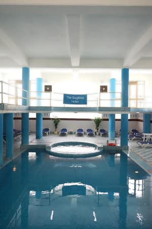 thumbnail: Pool