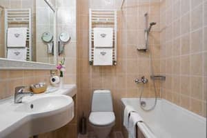 thumbnail: Guest Room,On-Site