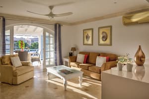 thumbnail: Living area
