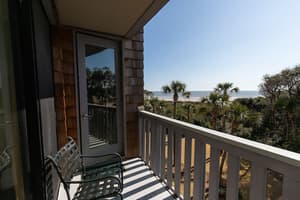 thumbnail: Balcony view