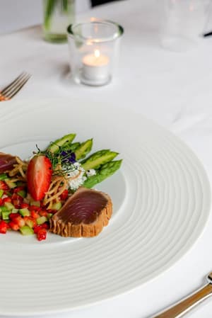 thumbnail: Restaurant