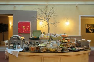 thumbnail: Breakfast buffet