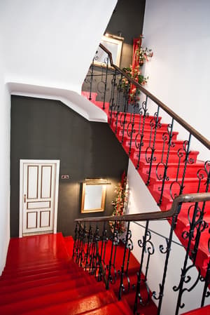 thumbnail: Staircase