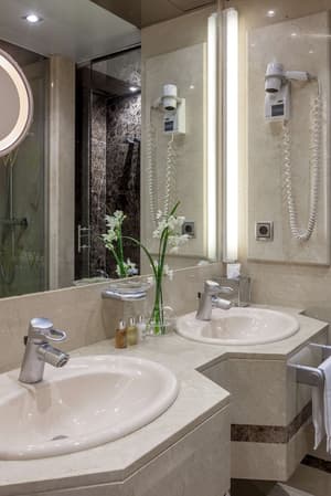 thumbnail: Bathroom