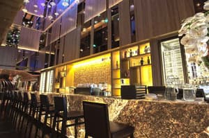 thumbnail: Bar (on property)