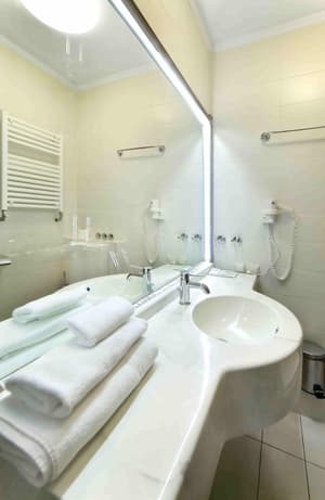 thumbnail: Bathroom sink