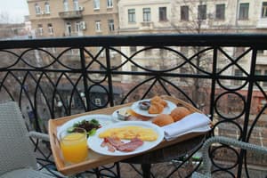 thumbnail: In-room dining