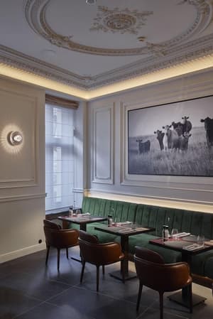 thumbnail: Restaurant