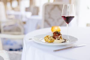 thumbnail: Restaurant