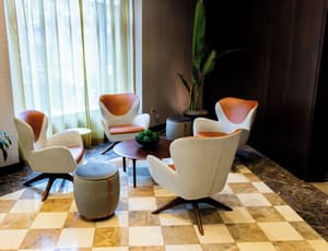thumbnail: Lobby sitting area