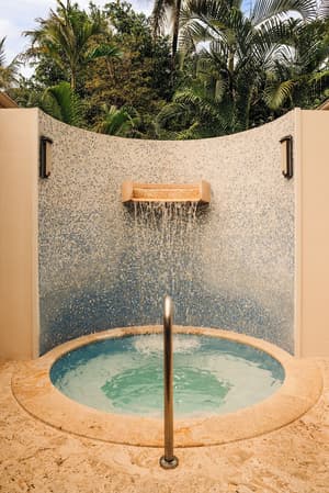 thumbnail: Outdoor spa tub