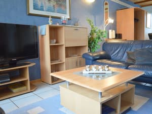 thumbnail: Living room