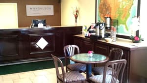 thumbnail: Breakfast area