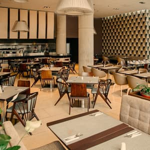 thumbnail: Restaurant