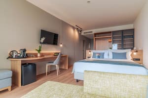 thumbnail: Room