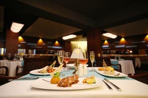 thumbnail: Restaurant