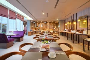thumbnail: Restaurant