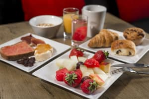 thumbnail: Breakfast area