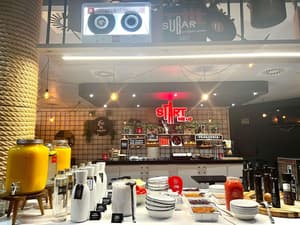thumbnail: Breakfast area
