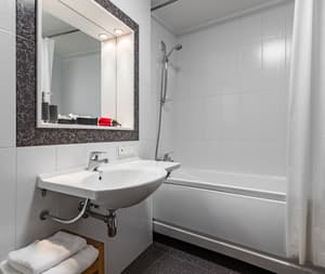 thumbnail: Bathroom