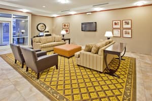 thumbnail: Lobby sitting area