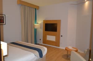 thumbnail: Room