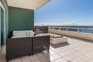 thumbnail: Balcony