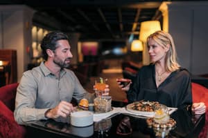 thumbnail: Bar (on property)