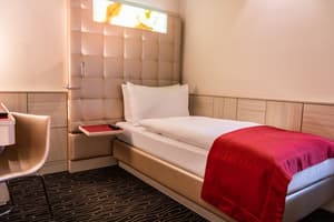 thumbnail: Room