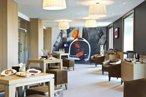 thumbnail: Interior