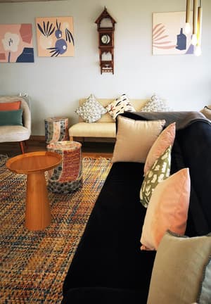 thumbnail: Lounge