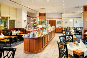 thumbnail: Restaurant