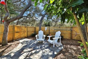 thumbnail: BBQ/picnic area