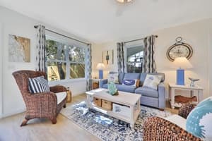 thumbnail: Interior