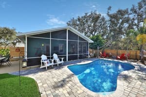 thumbnail: Pool