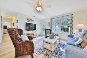 thumbnail: Living room