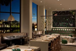 thumbnail: Restaurant