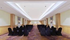 thumbnail: Banquet hall