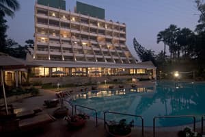 thumbnail: Front of property - evening/night