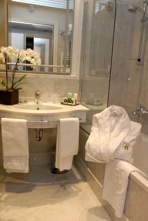 thumbnail: Bathroom