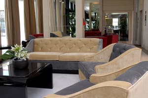 thumbnail: Lobby sitting area